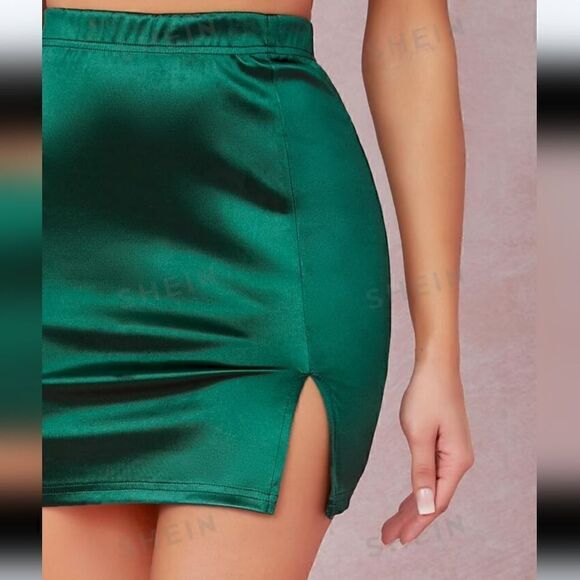 Shein Bae dark green satin high-rise split skirt, nwt - Picture 2 of 7